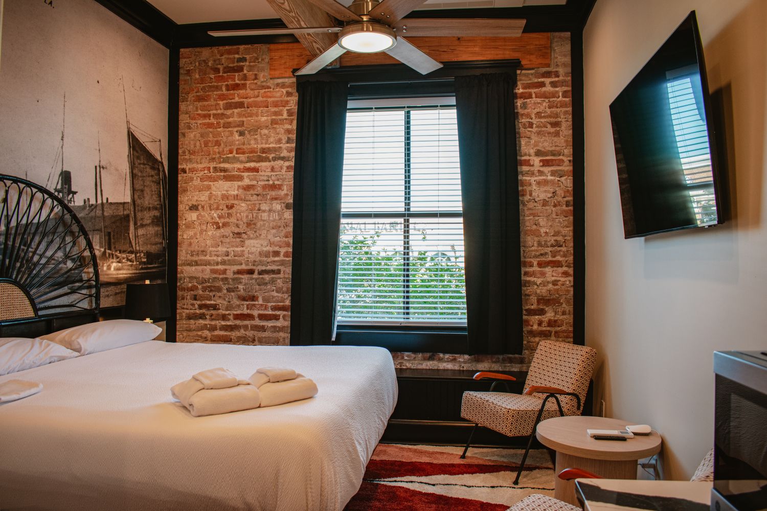 The Sawyer Room - Unit 1 | Photo 3